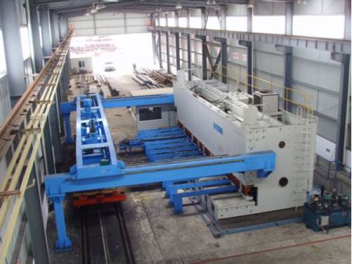 Centro de corte y plegado CNC